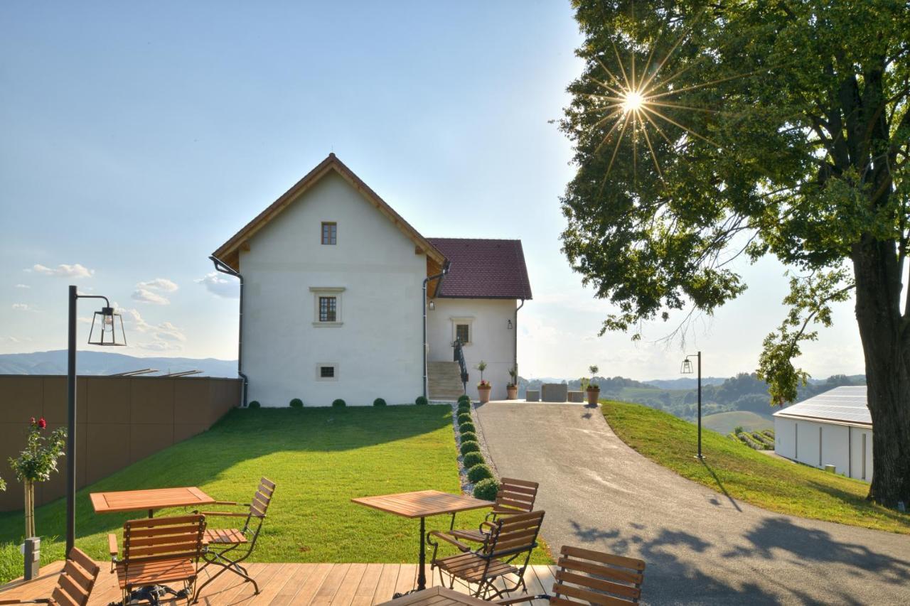 Hisa 1624 - Adults Only Bed & Breakfast Zgornja Kungota Exterior photo